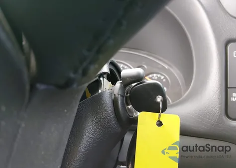 2001 Chevrolet Blazer Trailblazer z USA, uszkodzony, nr VIN 1GNDT13W812217761